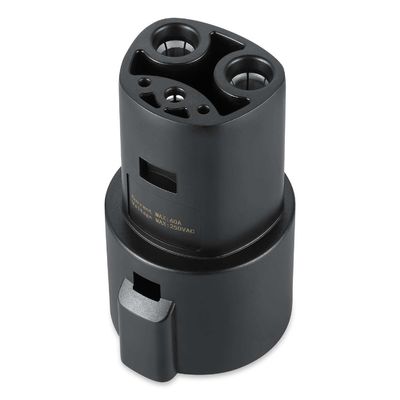 AC Single Phase 60A EV Charging Connectors J1772 Ke Adaptor Tesla Untuk Pengisi Daya Kendaraan Listrik